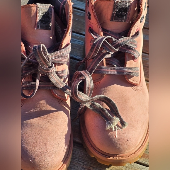 Plaid Timberland Pink boots size 1 girls - Picture 6 of 7